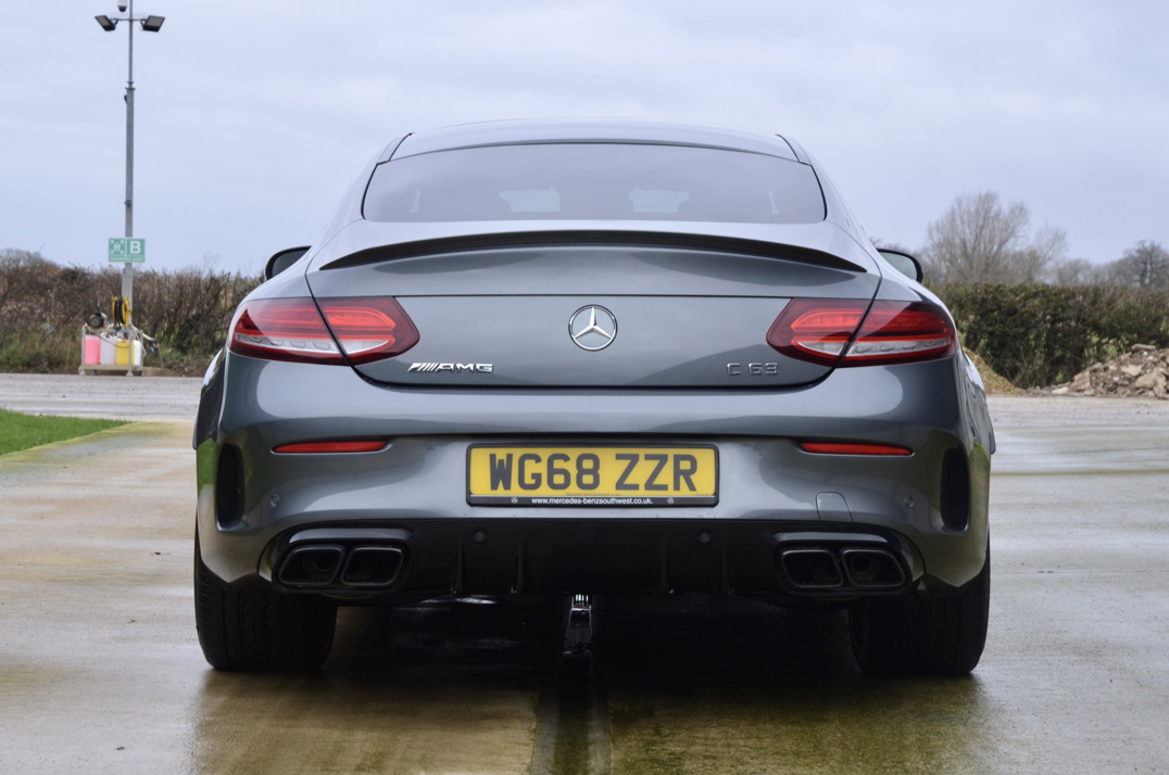 Mercedes C63 AMG 4.0 Biturbo Premium Plus. gallery image 5