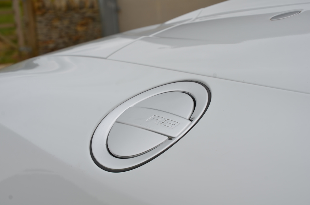 Audi R8 Spyder V8 Manul . gallery image 30