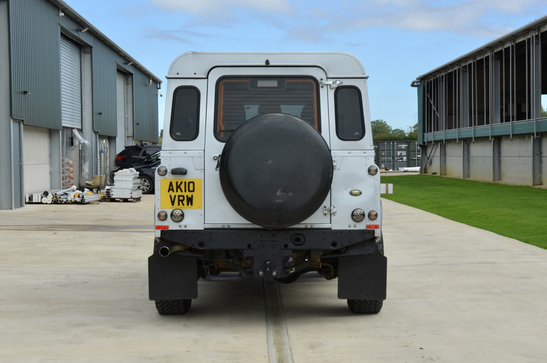 Land Rover Defender 110 XS SW / LWB. gallery image 8