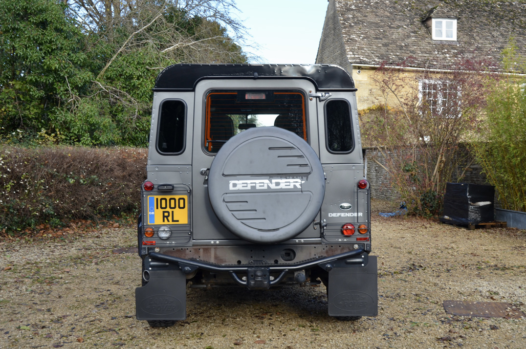 Land Rover Defender XS Landmark Edition 2.2 TDCI gallery image 7