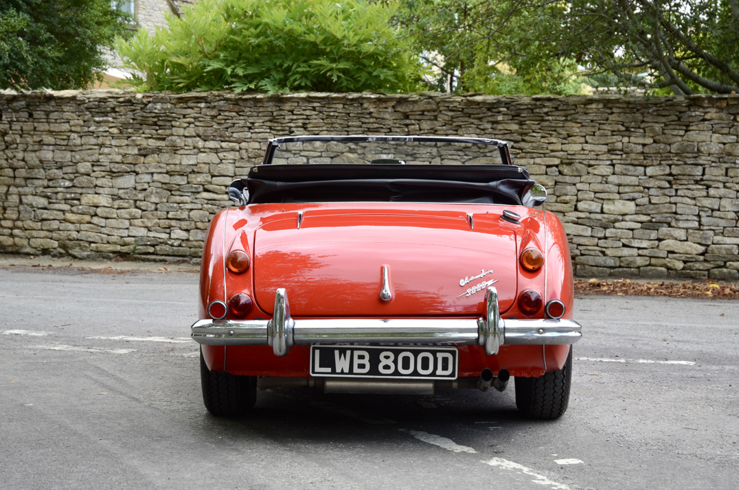 Austin Healey 3000 MK III gallery image 8