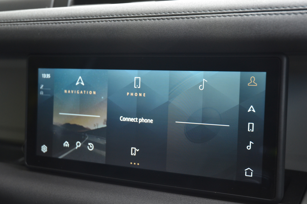 Land Rover Defender 90 3.0 250M MHEV Urban Edition gallery image 50