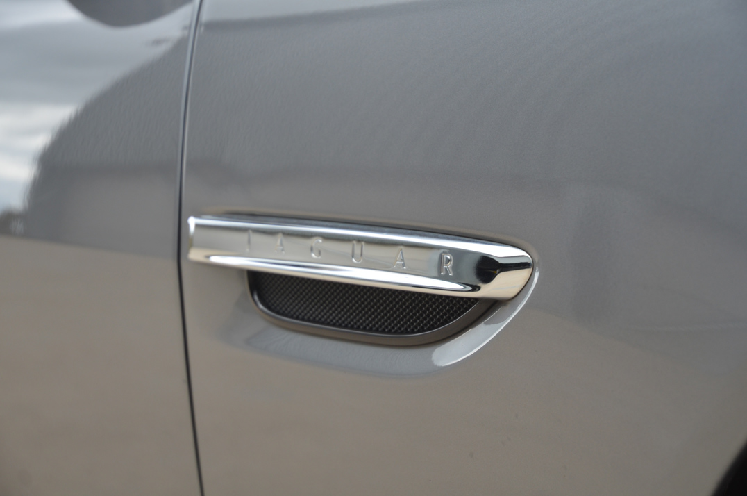 Jaguar XK 5.0 Portfolio Auto gallery image 23