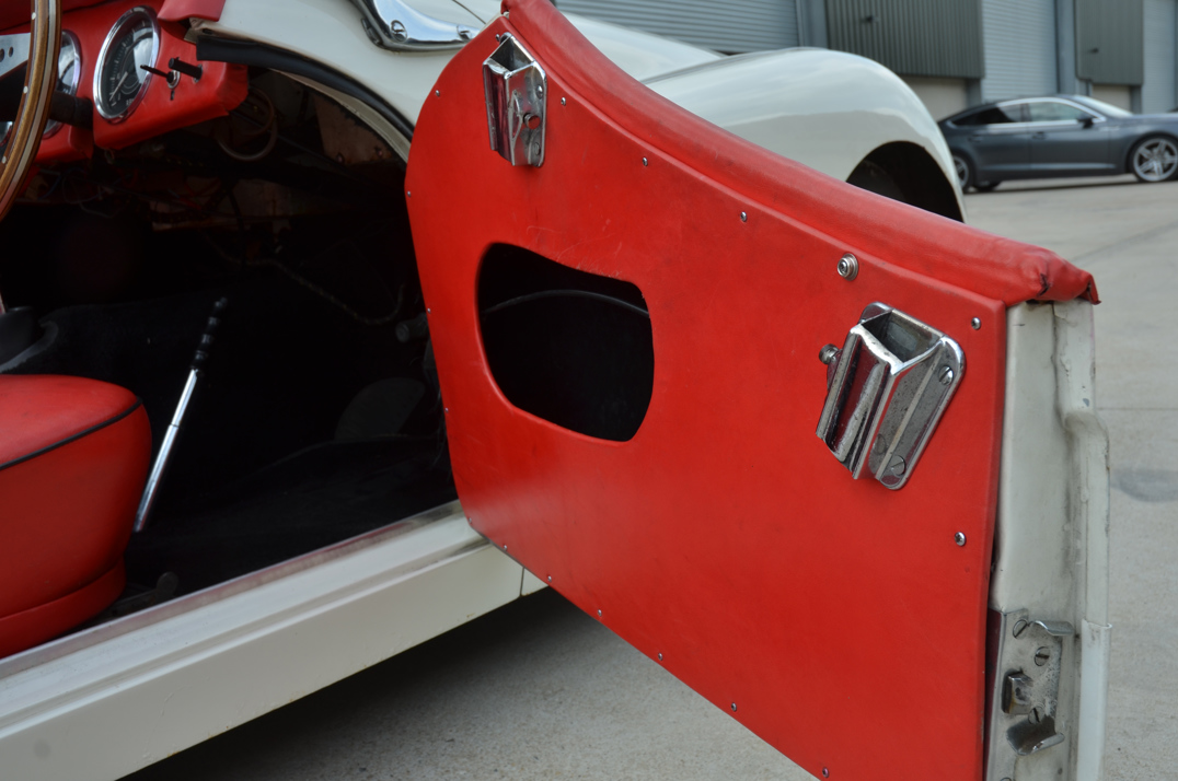 Triumph TR3. gallery image 25