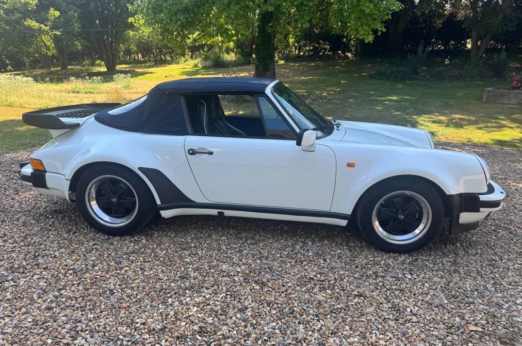 Porsche 911 930 Turbo Cabriolet. gallery image 3