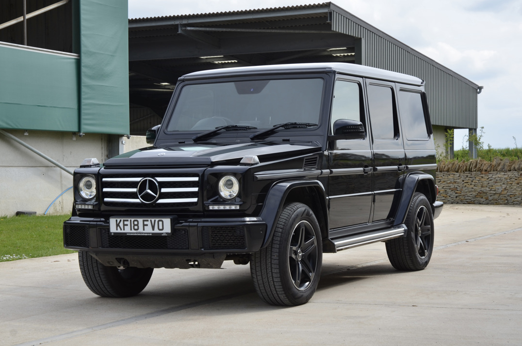 Mercedes G Wagon. G350 Night Edition D - 4 - Matic gallery image 2