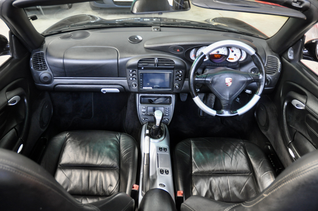 Porsche 911 996 Carrera 4s Convertible gallery image 20