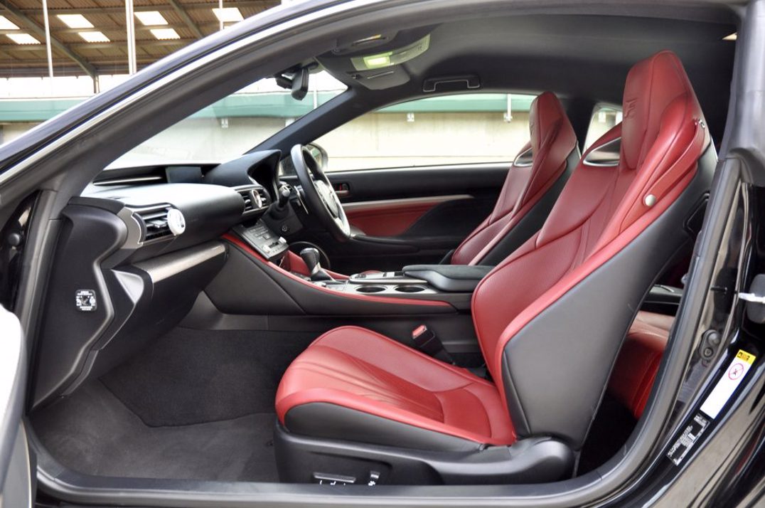 Lexus RCF V8 Coupe gallery image 35