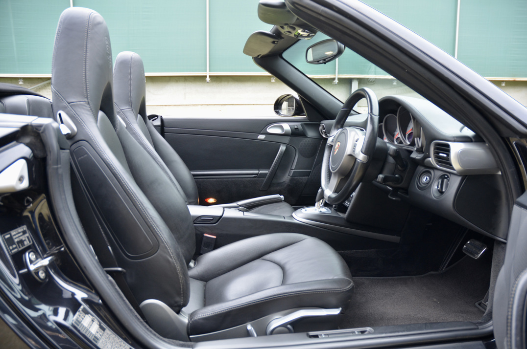 Porsche 911 Carrera 4s Cabriolet (1) gallery image 33