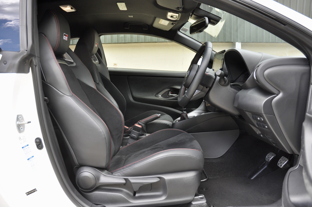 Toyota Yaris GR Circuit 4WD Manual. gallery image 27