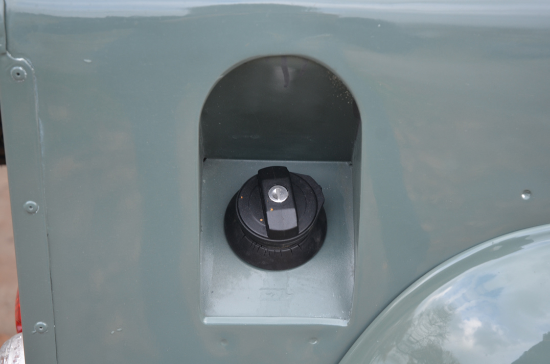 Land Rover Defender 90 - TD 5 gallery image 26