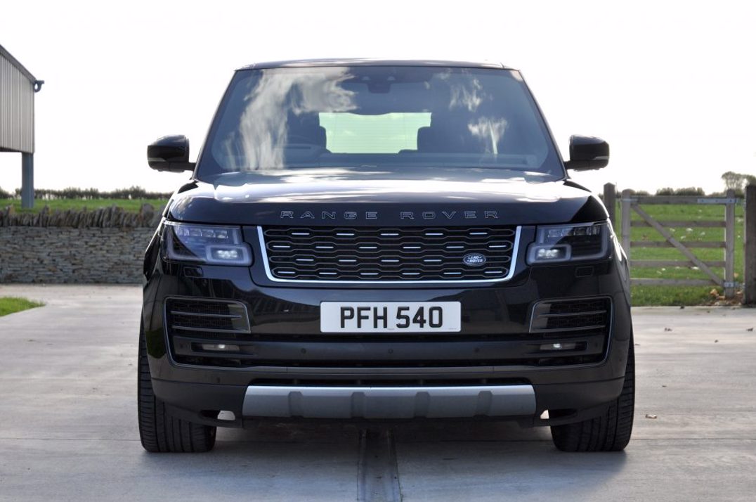 Range Rover SVA Auto Biography Dynamic 5.0 Super Charged gallery image 3