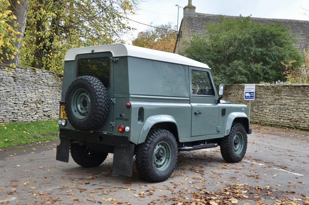 Land Rover Defender 90 - TD 5 gallery image 7