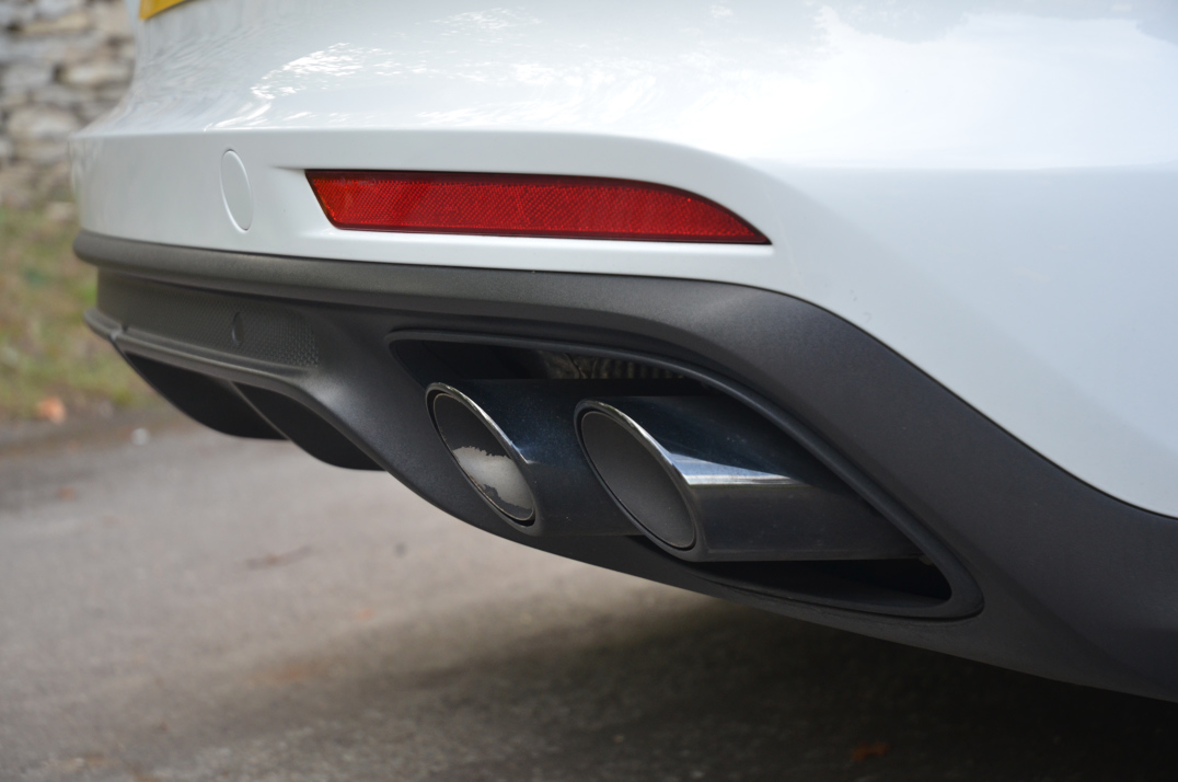 Porsche Panamera 2.9 V6 E-Hybrid 17.9KW Gen 2.2 gallery image 23