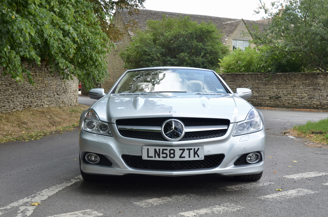 Mercedes SL 500 5.5 Auto gallery image 13