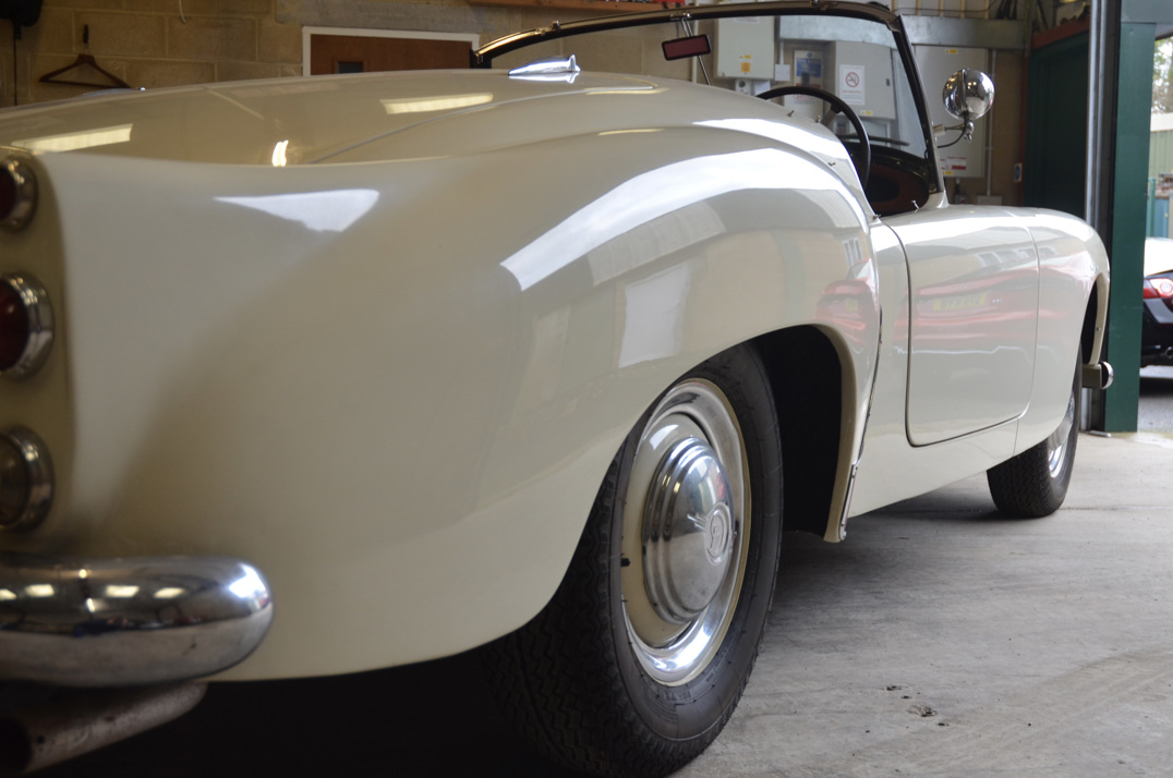 Daimler Conquest Roadster gallery image 15