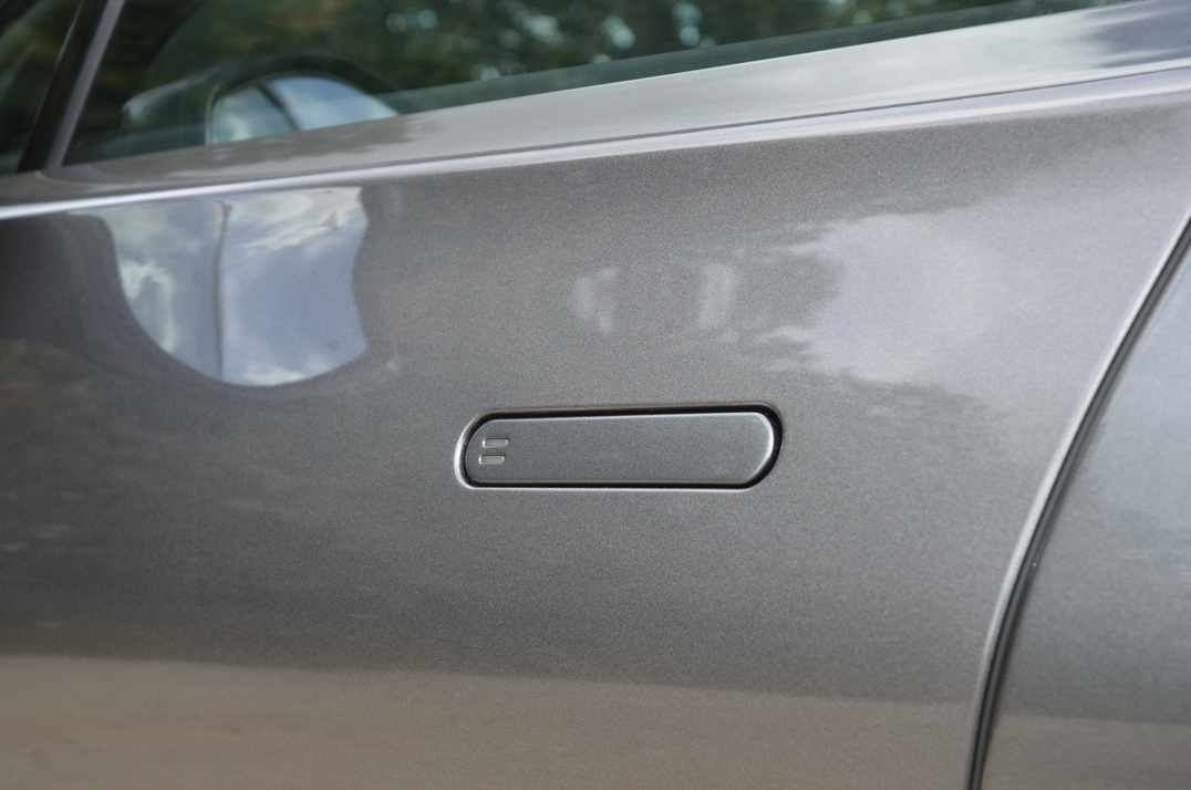 Aston Martin DBX 4.0 V8. gallery image 24