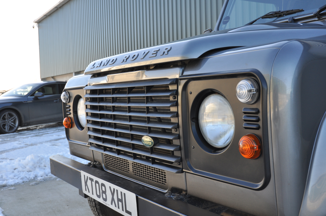 Defender 90. gallery image 9