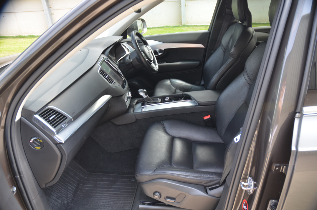 Volvo XC-90 Nene UT90 D5 AWD Commercial 20 ltr Auto. gallery image 23