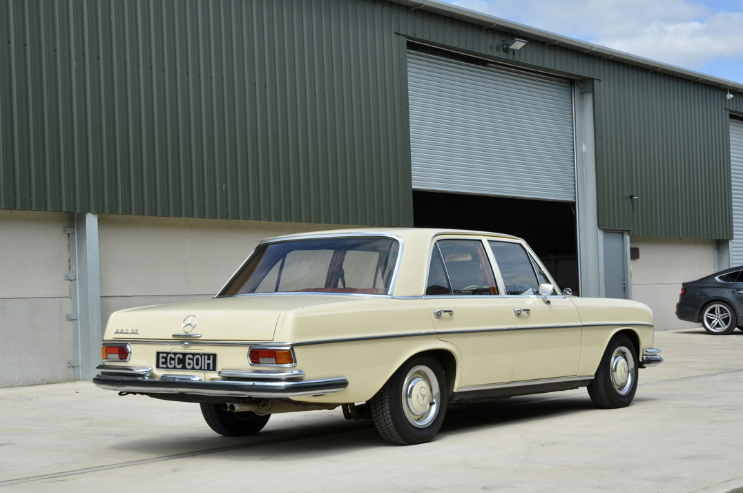 Mercedes W108 280 SE. gallery image 6