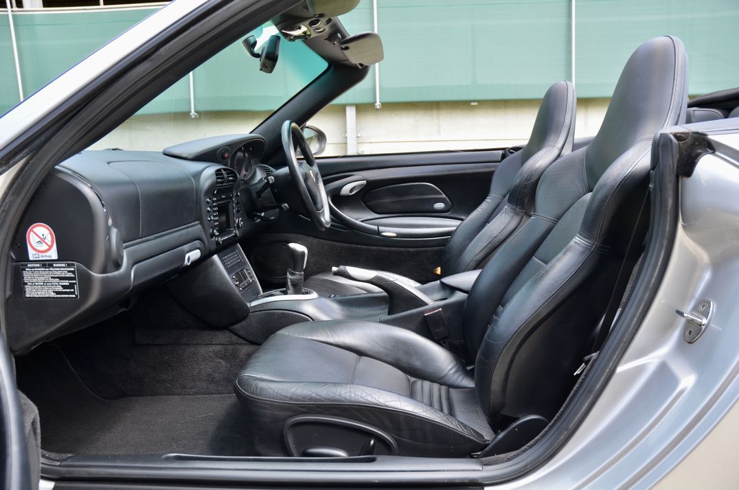 Porsche 911 996 Carrera 4 Cabriolet. gallery image 31