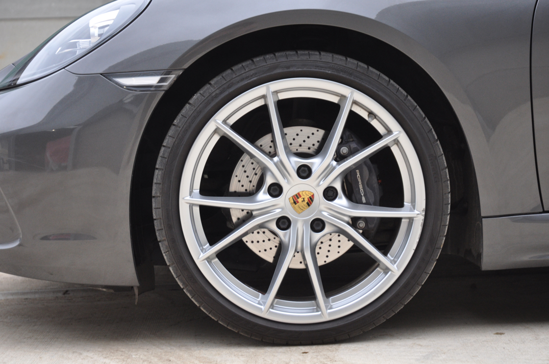 Porsche Cayman T 718/982 gallery image 19