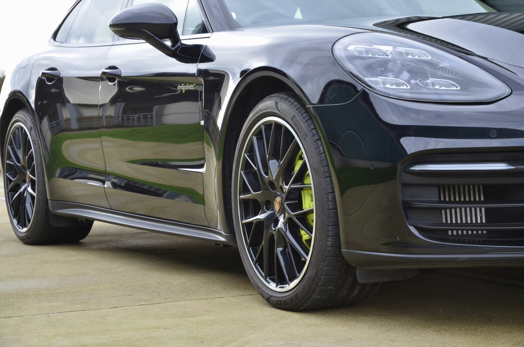 Porsche Panamera 4 V6 Sport Turismo 5dr Petrol Plug-in Hybrid PDK 4WD. gallery image 15