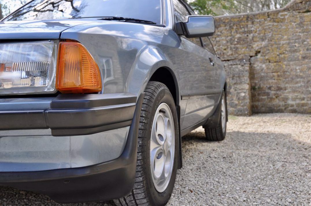 Ford Escort XR3 gallery image 10