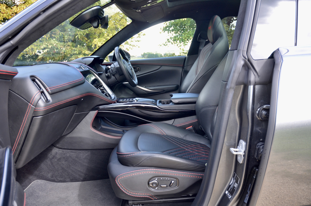 Aston Martin DBX 4.0 V8. gallery image 42