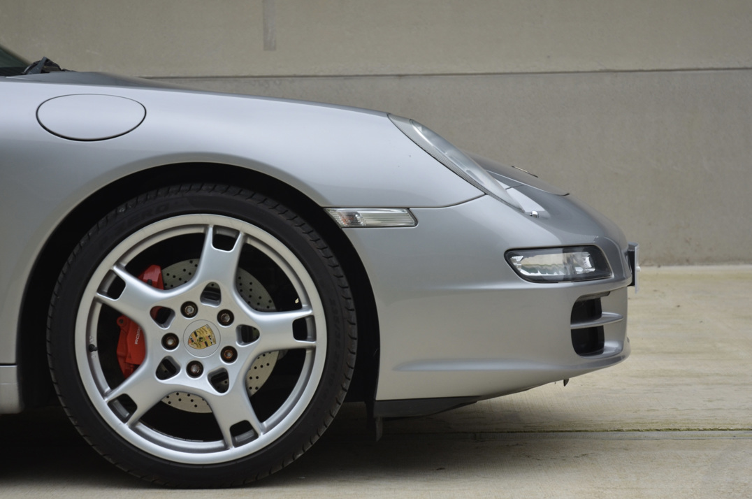 Porsche 911 Carrera S Manual gallery image 15