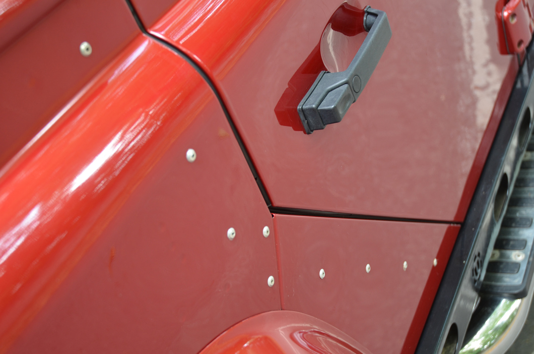 Land Rover Defender 110 2.2 TDCI Automatic 9 - Seater gallery image 29