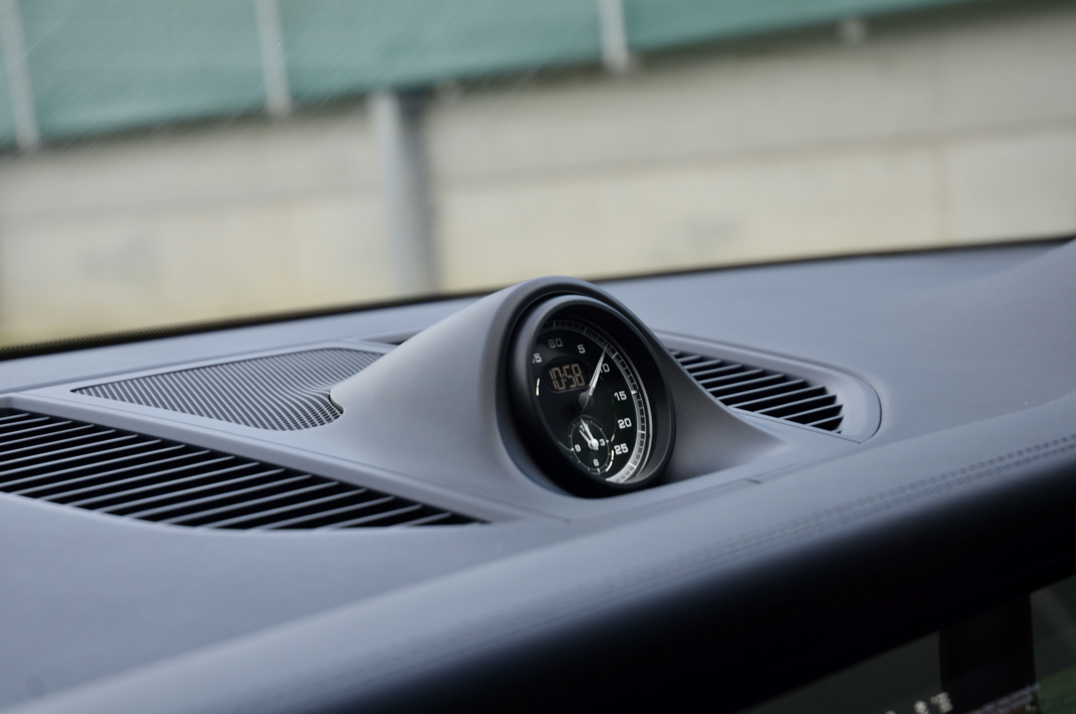 Porsche Macan S 2.9 V6 Turbo gallery image 38