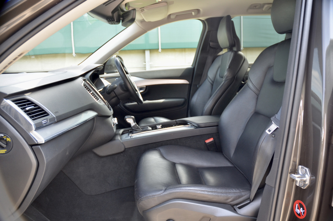 Volvo XC-90 Nene UT90 D5 AWD Commercial 20 ltr Auto. gallery image 24