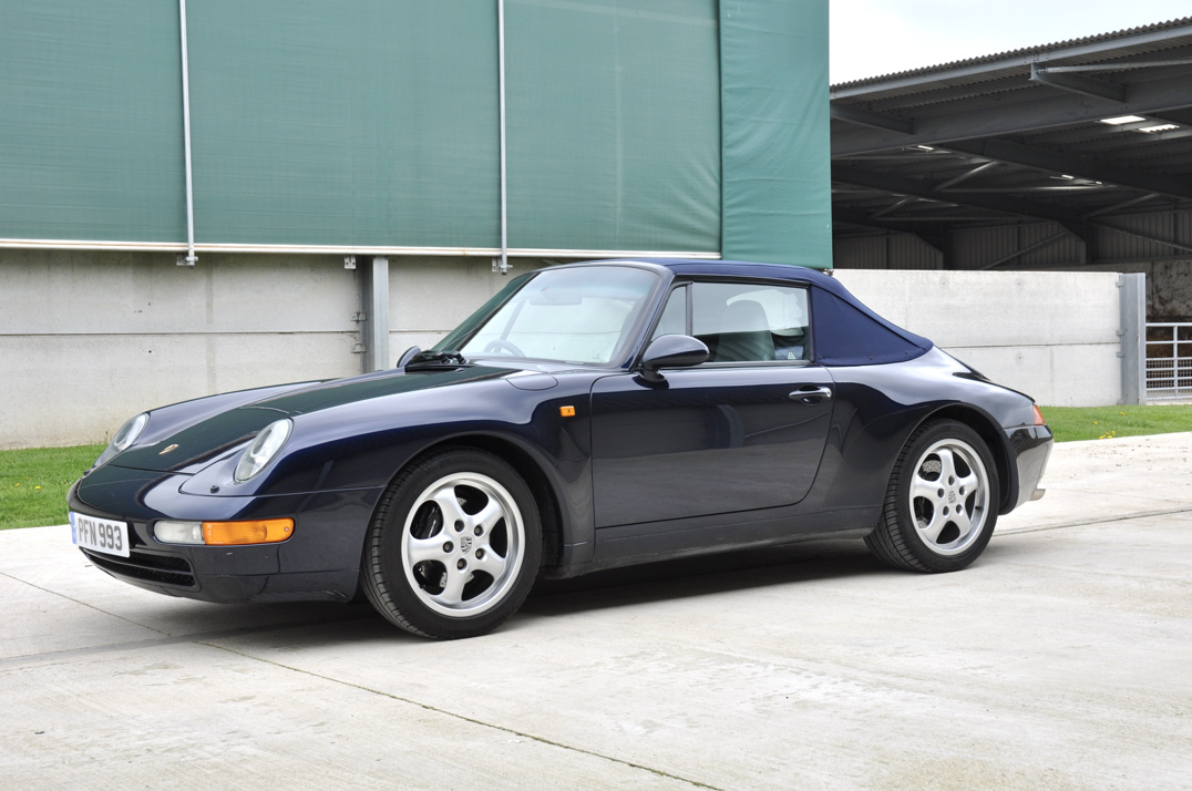 Porsche 911 993 Carrera 3.6 Convertible Manual gallery image 3