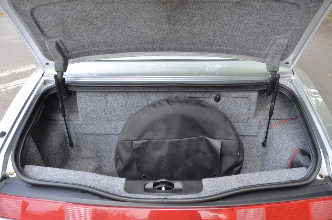 Alfa Romeo Spider 2.0 JTS Lusso Convertible by Pininfarina gallery image 45