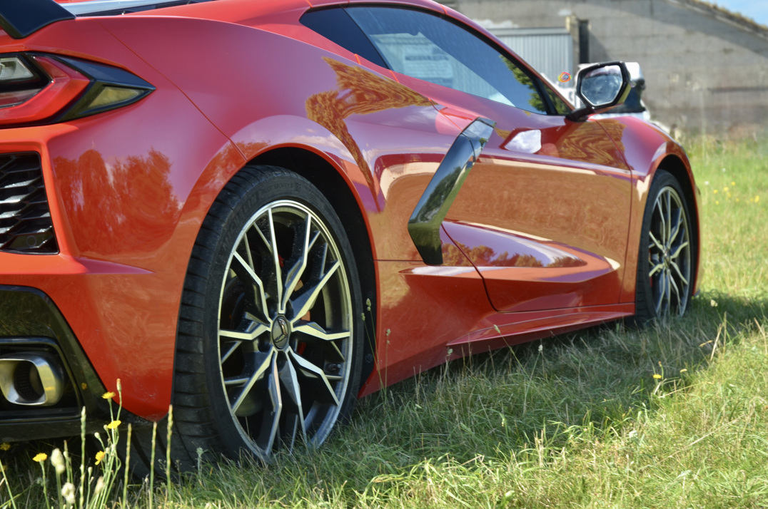 Chevrolet Corvette Stingray 6.2 V8 Auto Convertible gallery image 13