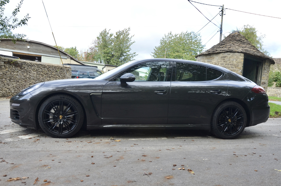 Porsche Panamera 4S - 3.0 V6 4S Hatchback 5dr Petrol PDK 4WD Euro 5 (420 ps) gallery image 9