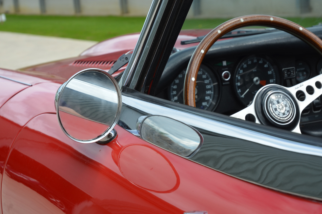 Jaguar E Type 4.2 Roadster Series 1.5 gallery image 28
