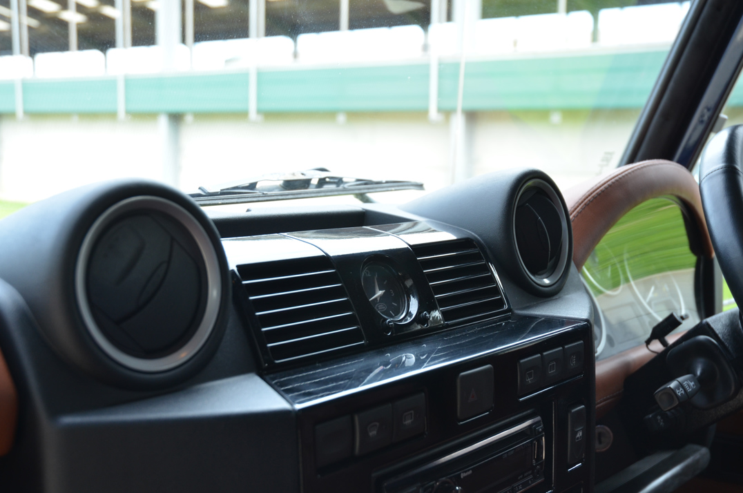 Land Rover Defender 90 XS Bespoke Edition. gallery image 33