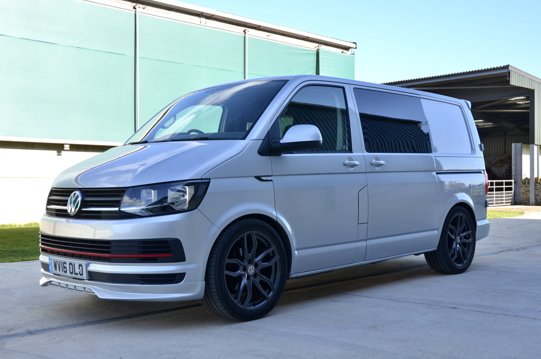 Volkswagen Transporter Camper TDI Bluemotion gallery image 1