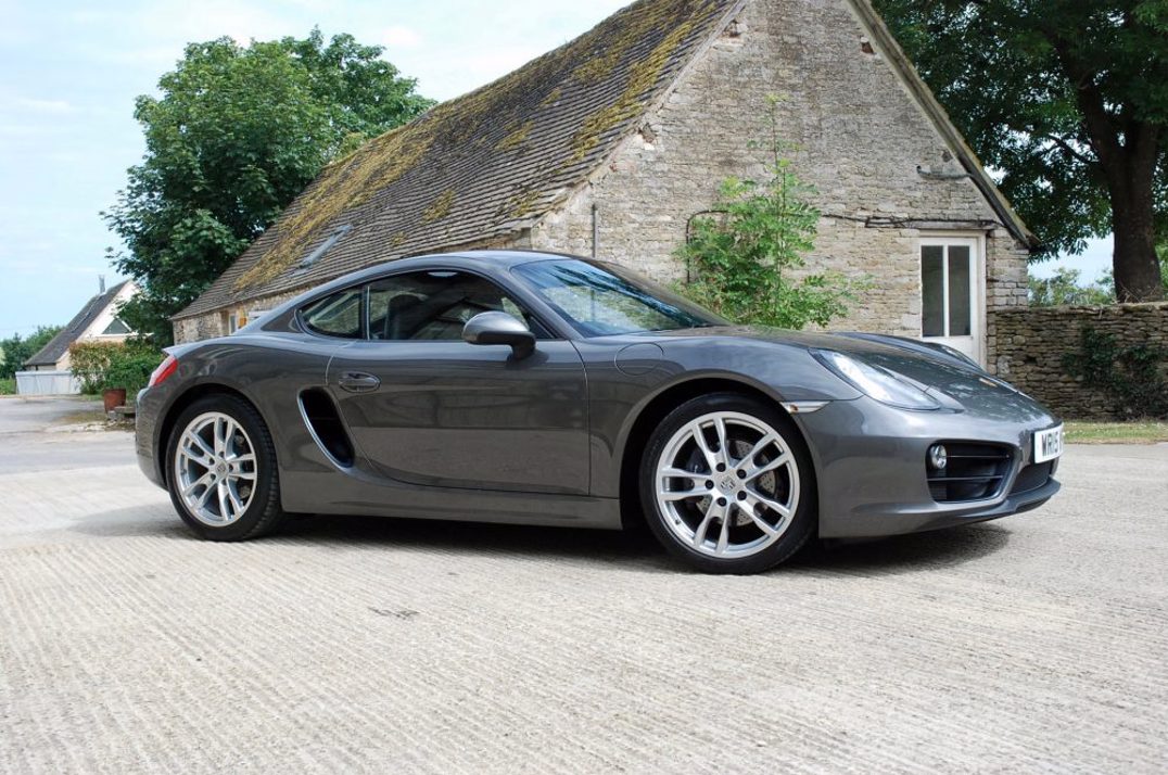 2015 Porsche Cayman 2.7 gallery image 1