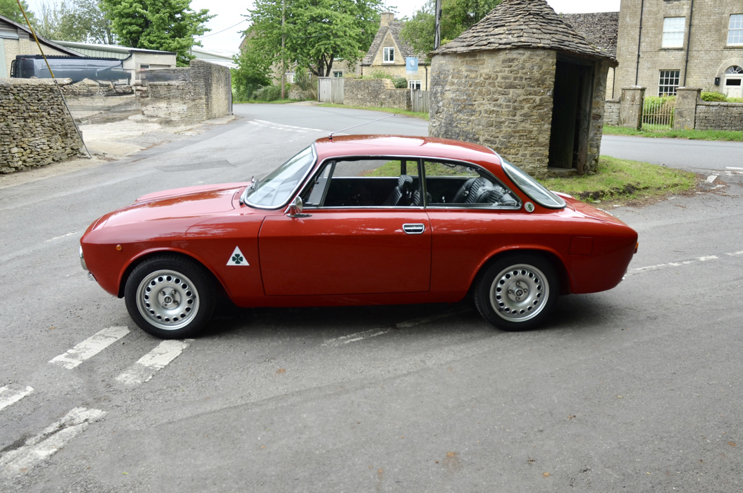 Alfa Romeo GT 1600 Junior . Exceptional example gallery image 10