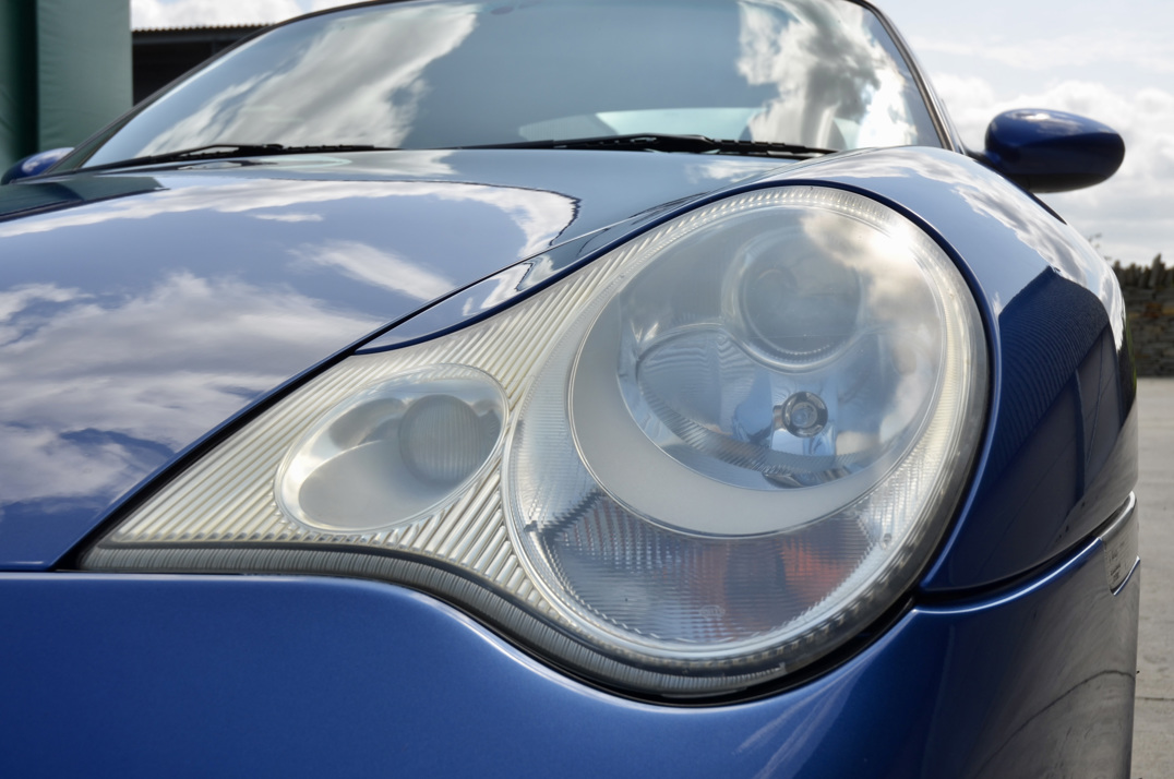 Porsche 911-996 Carrera Manual .. gallery image 20