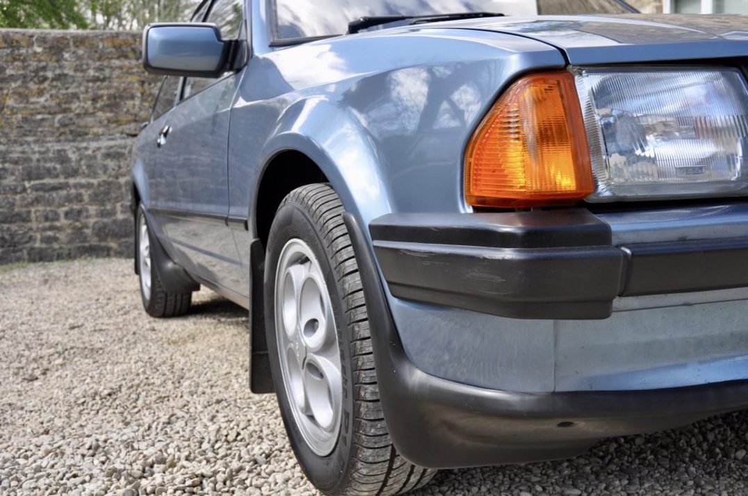 Ford Escort XR3 gallery image 8