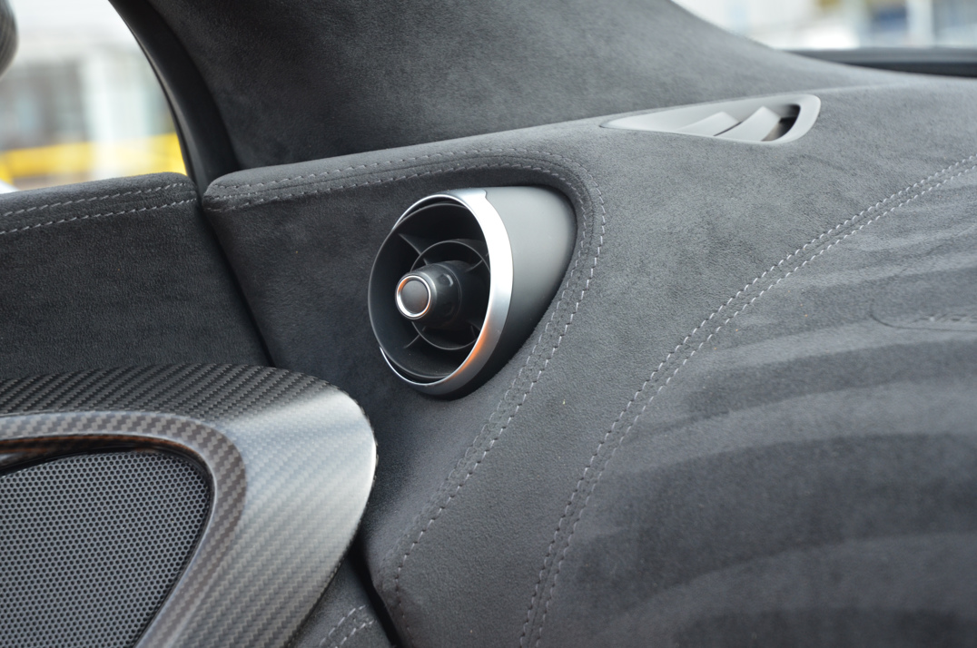 McLaren 600 LT VA-SA Spider - 6 Months McLaren warranty remaining .. gallery image 77