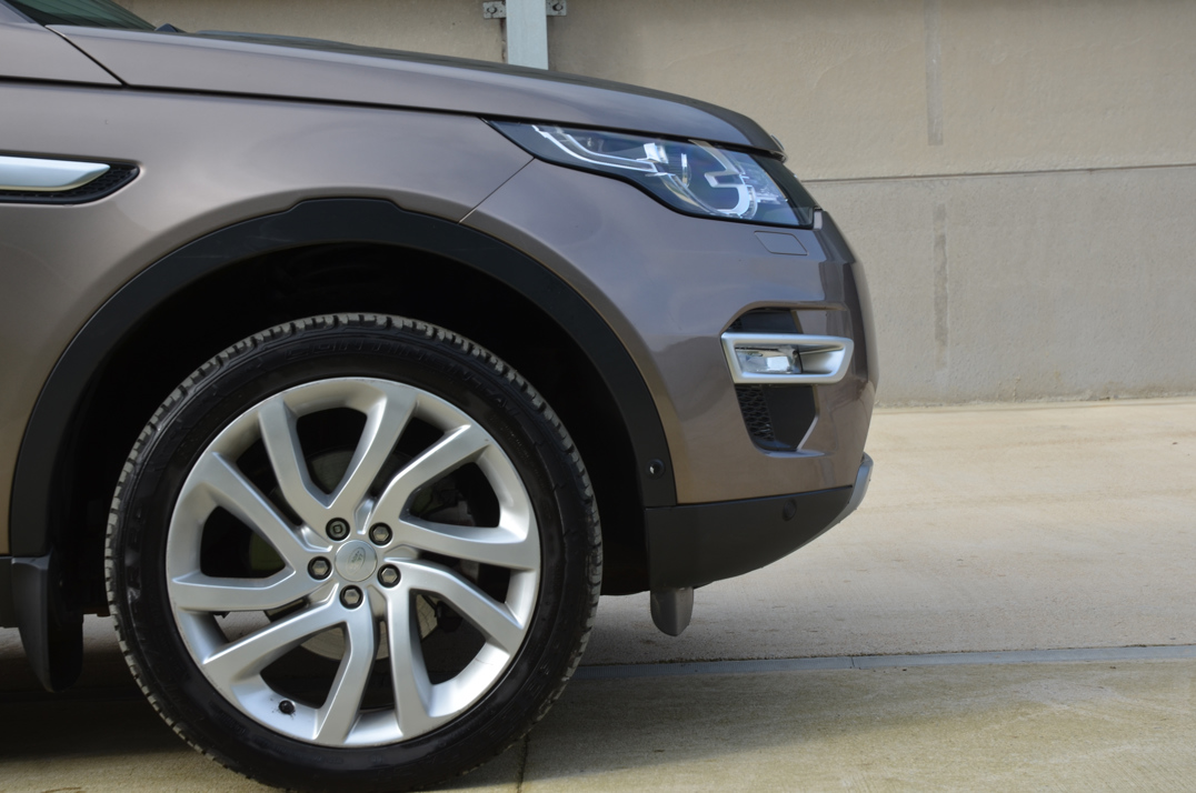 Land Rover Discovery Sport TD4 HSE Luxury. gallery image 17