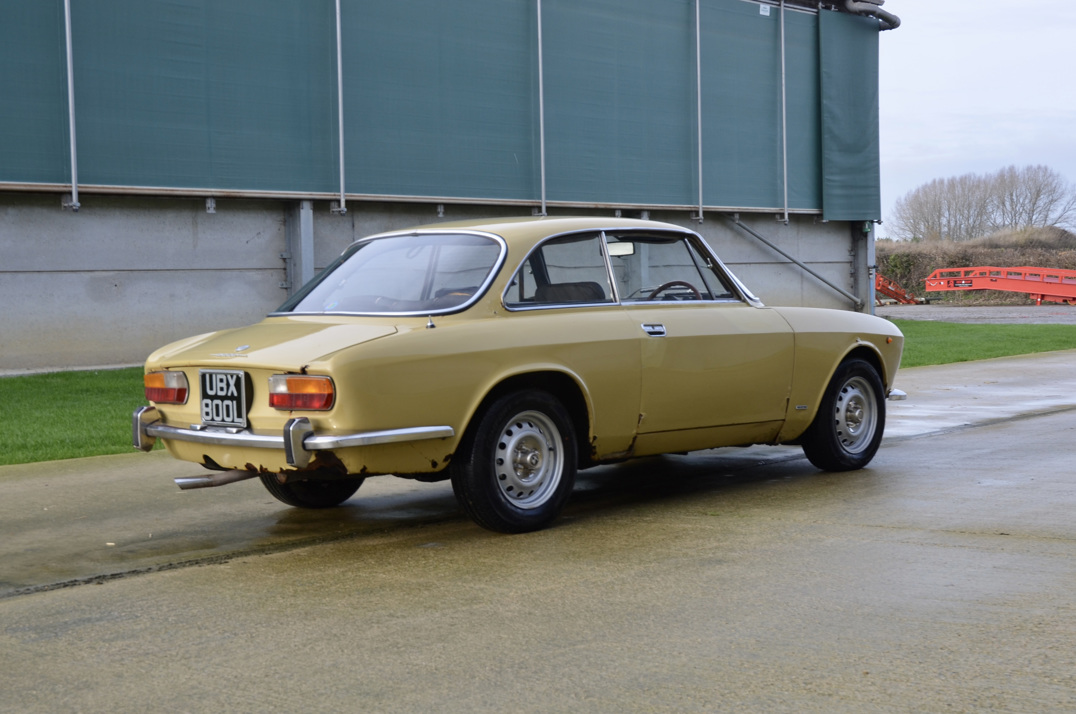 Alfa Romeo 2000 GTV (2) gallery image 6