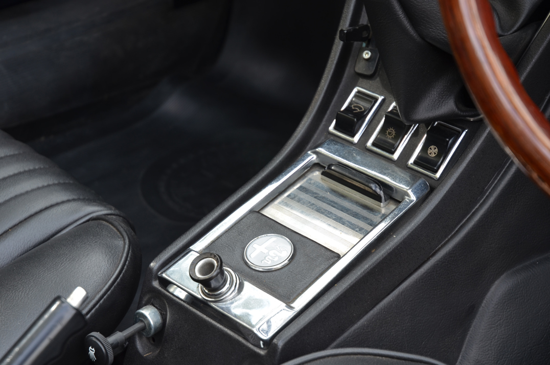 Alfa Romeo 2000 Veloce Spider 1972 gallery image 44
