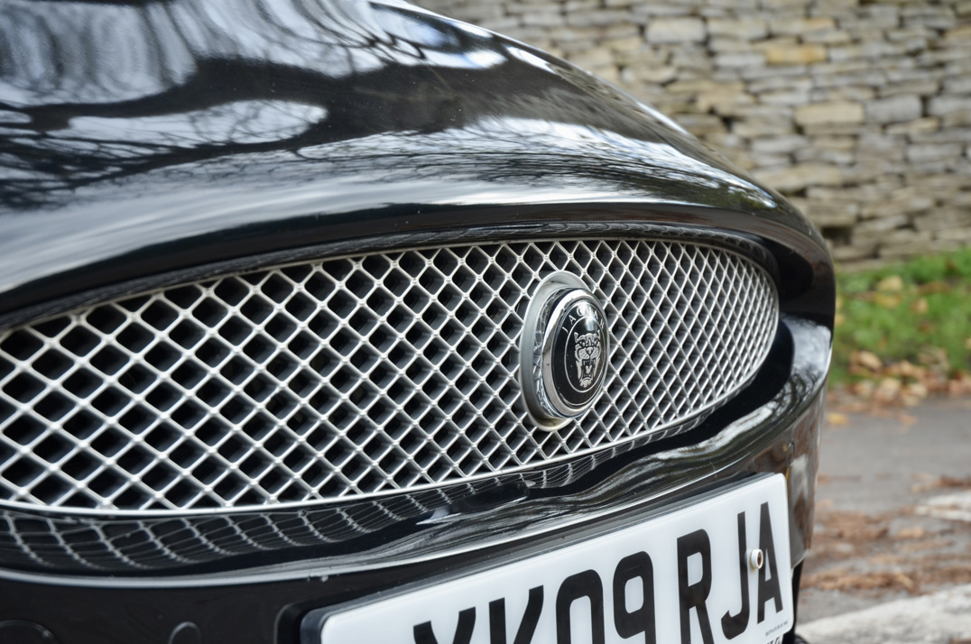 Jaguar XKR 4.2 Sports Coupe gallery image 22