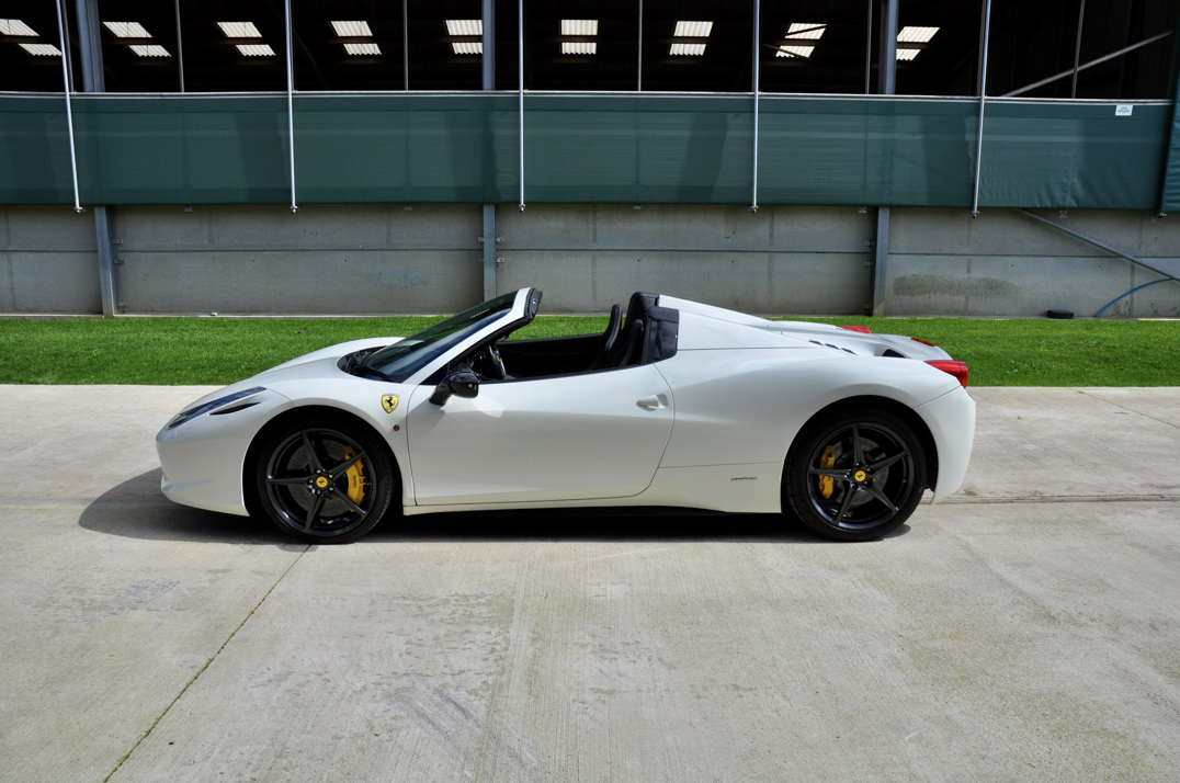 Ferrari 458 Spider DCT gallery image 14